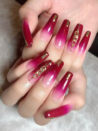 秋ボルドーネイル