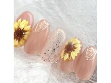 ポノの雰囲気（整った爪はアートも映えます◎フラワーアートで華やかに…）