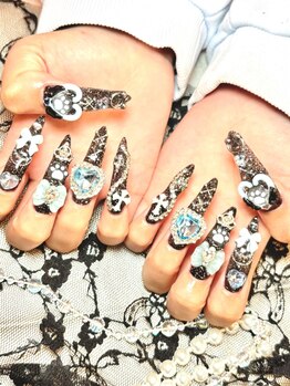 ミオ(mio)の写真/超ロングも対応◎長さ出し10本アートコースも◎量産型、地雷系などもお任せください!画像持ち込みok!!