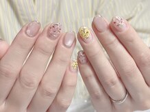 グロス バイ カオ 関内 馬車道(gloss by KAO)の雰囲気（店内サンプル、定額デザインご用意しております、お持ち込み対応）