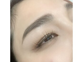 マヴィ(Mavie)の写真/【美眉WAX¥3500】眉で顔は変わる。骨格×毛並みを見極める精密デザインで、自信の持てる垢抜け目元へ！