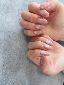 ル レポ(le.repos)の写真/大人女性に人気♪上品グラデーションネイル
