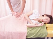 やわらカイロプラクティック新宿院/骨盤矯正で小尻にもなっちゃう