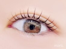 Q.まつげパーマがおすすめな人は？