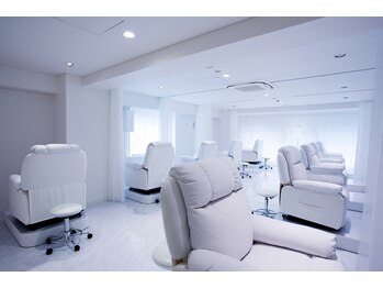 ラルナ ネイルアンドアイラッシュサロン(LA LUNA nail & eyelash salon)