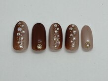 ブラックジュエリー(Black jewelry)/縦グラデーションネイル