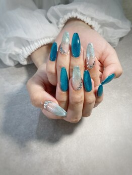 アンダールネイル(andar nail)の写真/季節やトレンドを抑えたハイクオリティネイルで指先から華やかに★盛り放題～定額コースまでご用意あり★