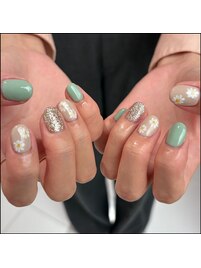 名駅秋ネイル＊ミント×花