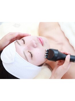 ホウレイ線・たるみ改善！予防ケア