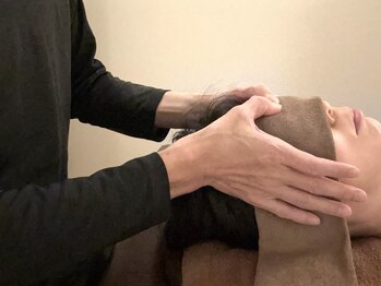 ウツボリラックス(Utsubo Relax)の写真/【炭酸スプレードライヘッドスパ】頭全体をじんわりリフレッシュ★血行促進・頭痛・眼精疲労改善にも◎