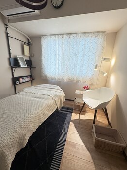 アモルナルーム(Amoluna Room.)/店内2