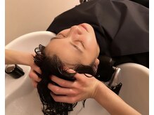 ズー 渋谷(zzz)/施術中[ヘッドスパ/渋谷]