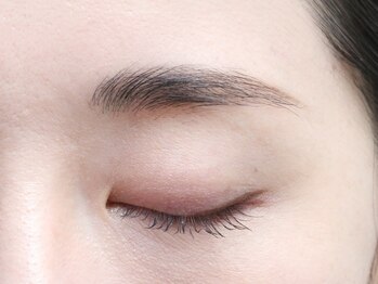 リア(LIA)の写真/【お顔の印象を決める眉は、プロの力を借りるのが正解★】セルフケアを辞めて、是非サロンへお任せ下さい◎