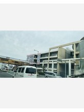 はまもと整骨院/道案内[1]　済美高校前直進