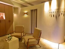 ピュアベート 西麻布(PUREVATE)/ゆとりのある美しい店内