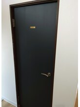 アオイ(aoi)/お手洗い入口