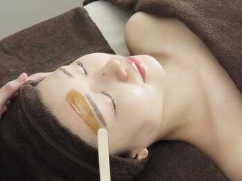 ビーピー 渋谷(b.p.)の写真/【WAX脱毛×ハーブピーリングでツルツル透明感アップ!】脱毛と同時に透明感抜群美肌をGETし、化粧ノリもUP!