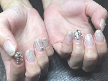 グリッターネイル
