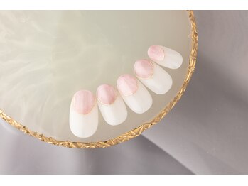 エムスラッシュネイル 本牧店(M SLASH)/バルーンフレンチ