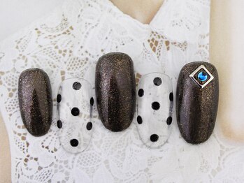 キャンアイドレッシー ヨコハマ元町店(Can I Dressy)/【大人のドットネイル】