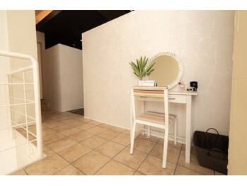 ラナ 甲府本店(Lana)/★ドレッサーも完備★