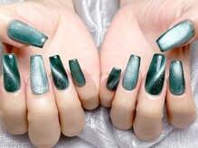 エレガントビューティー(Elegant beauty)/チップ長さだしマグネットネイル