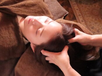 香恋/小顔だけじゃない艶肌を実現