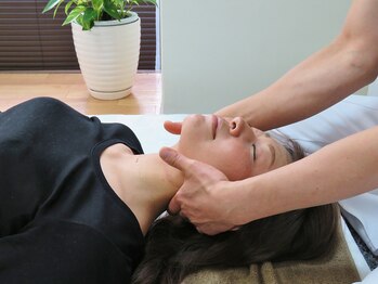 美骨矯正サロン メディカルカイロテルボ 高田馬場店/首肩周りの施術も大人気♪