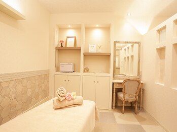 シェリール(Cherir)/サロン内観