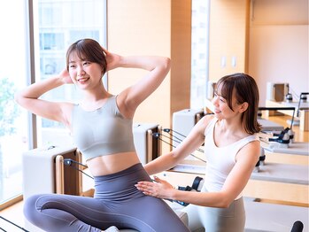 シー(she)/【マシンピラティス】