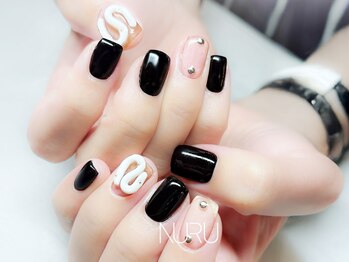 ヌル ネイル 新宿(NURU NAIL)の写真/【ソフトジェルオフ無料♪】幅広い持込デザインにもご対応♪技術力とパーツの種類が自慢♪