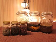 エクレボーテ(ECOULERBEAUTE)の雰囲気（アーユルヴェーダの体質別にハーブオイルをお店で手作り）