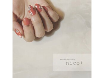 ニコ(nico+)/ミラー×フラワーネイル