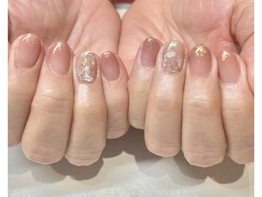 2025年冬】ピンクベージュのネイルデザイン集｜人気順｜ホットペッパー  