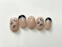 ネイルメゾン 天神店(NAIL MAISON)/モノトーンフレンチムーン¥12500