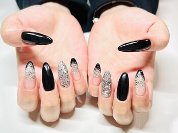 エータ(eta)の写真/《デザイン/フォルムに妥協なし！》ハードジェルで長さだし◎長さ出し10本+ワンカラー/グラデ￥12,100