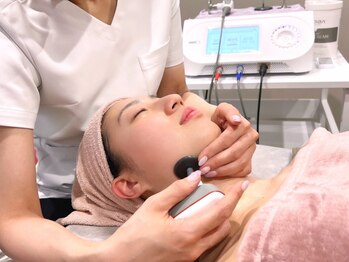 アン(Anne)の写真/【7/1 NEWOPEN】OPEN記念◆インディバかけ放題60分¥8000～小顔/リフトアップ/痩身/体質ケアも◎[銀座駅1分]