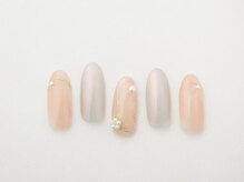 アムルーズ(Amoureuse)/上品パールフラワーネイル♪