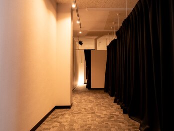 ヘッドミント 彦根店/店内