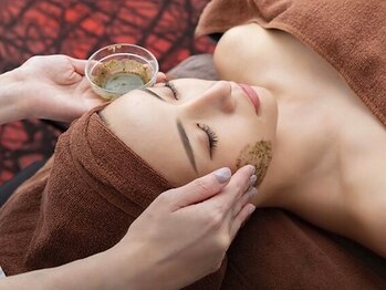 ゾーンビューティーハウス 柏店(ZONE BEAUTY HOUSE)の写真/陶肌トリートメントで毛穴のお悩みを改善してつるん♪ニキビケアに特化した次世代のハーブピーリング☆