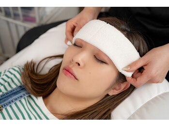 エラ アイブロウサロン(Ella eyebrowsalon)/クールダウン