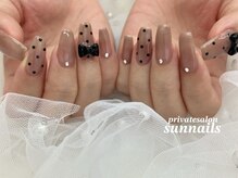 サンネイルズ(sun nails)/4本アート追加ストーン