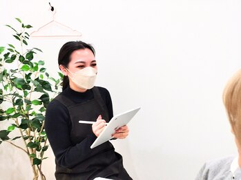 ヴィヴィエル 大阪駅前第1ビル店(viviell)の写真/当店の自慢は高い技術力と分かりやすく丁寧なカウンセリング!!まつ毛パーマデビューの方にも安心です♪