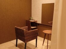 affetto Facial Spaの雰囲気(心地よい余韻のまま身支度できる、広々お着替え空間。)