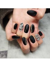 ネイルサロン キラップ(Nail Salon KiLAP)/埋め込みブラックネイル￥8800