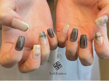 ネイル エミュスト(Nail Emuest)/シアーネイル/シンプルネイル