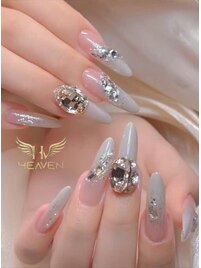 Design Nails with Stones