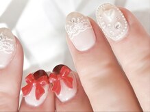 リリー(Lilly)/華やかアートネイル