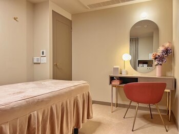 エムルーツ(M roots)/完全個室のトリートメントルーム