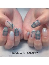 サロン オードリー 名駅店/10本アート★持ち込みOK